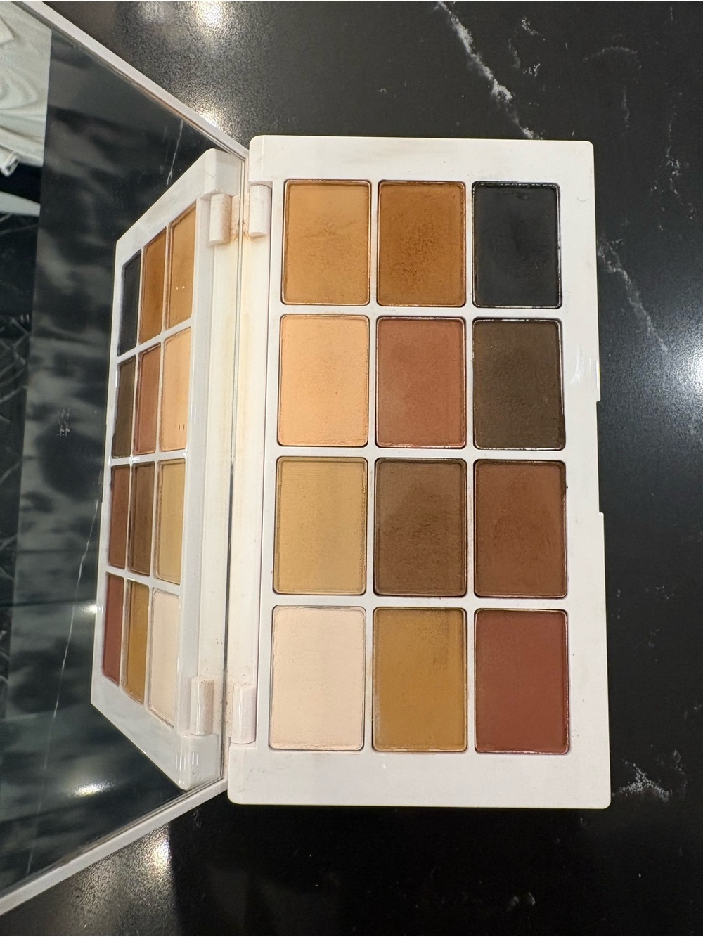 Makeup By Mario Warm Neutral Matte Eyeshadow Palette - Cream, Tan, Brown, Black